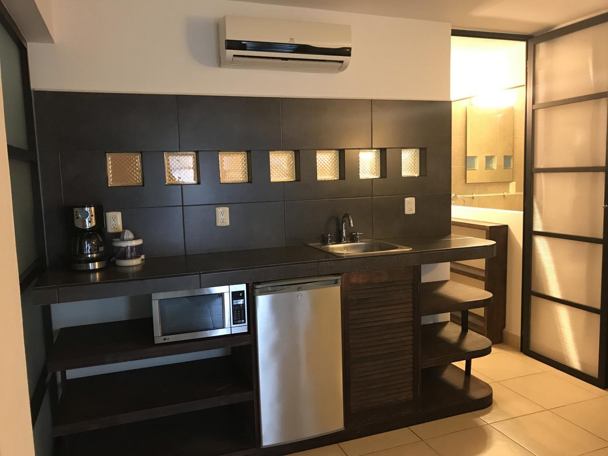 Art Deco Suites Cancun Exterior photo